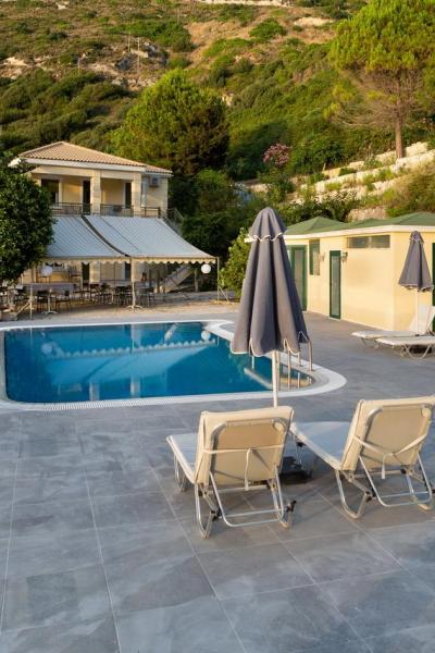 Myrtles Petanoi Beach 00258