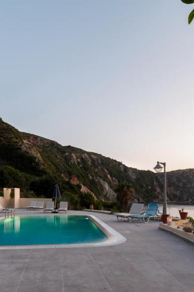 Myrtles Petanoi Beach 00312